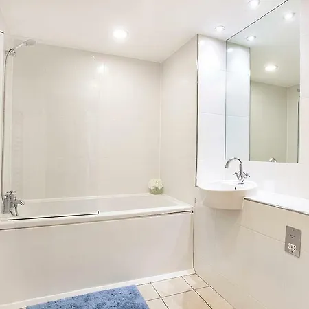 Almanna, York, Only 6 Minutes Walk To Minster *