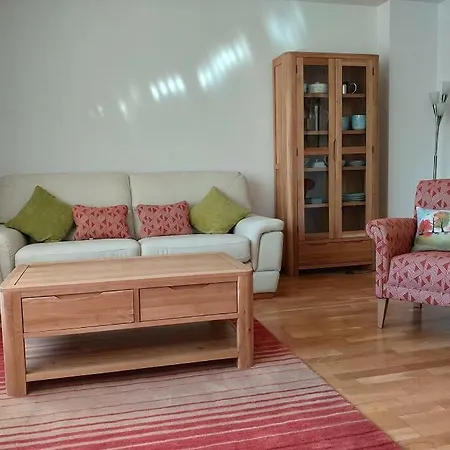 Almanna, York, Only 6 Minutes Walk To Minster *